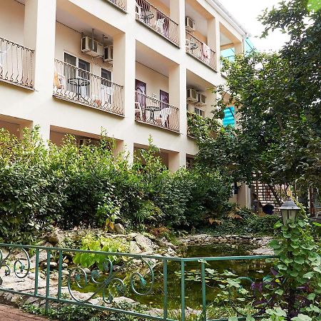 Marco Club Hotel Gagra Exterior photo